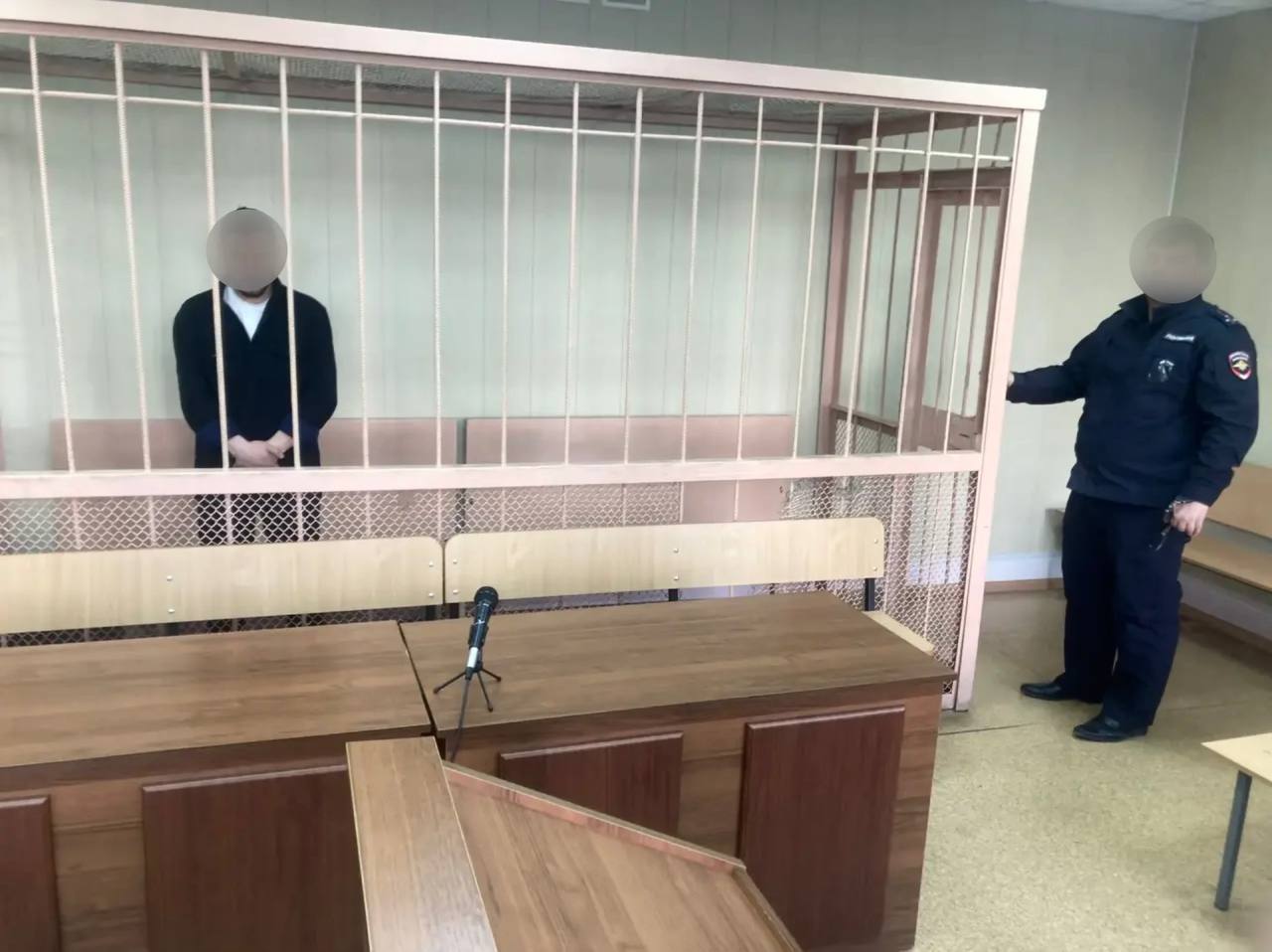 В Калуге задержан 35-летний житель, обвиняемый в попытке подкупа сотрудника ФСБ. Мужчина предложи...